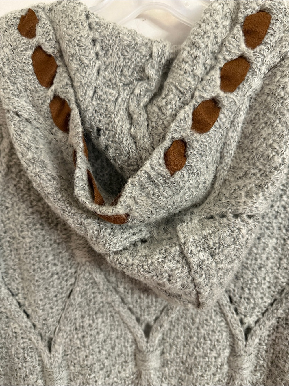 POL Light Gray Open Cable-Knit Cardigan with Brown Elbow Patches - Picture 13 of 16